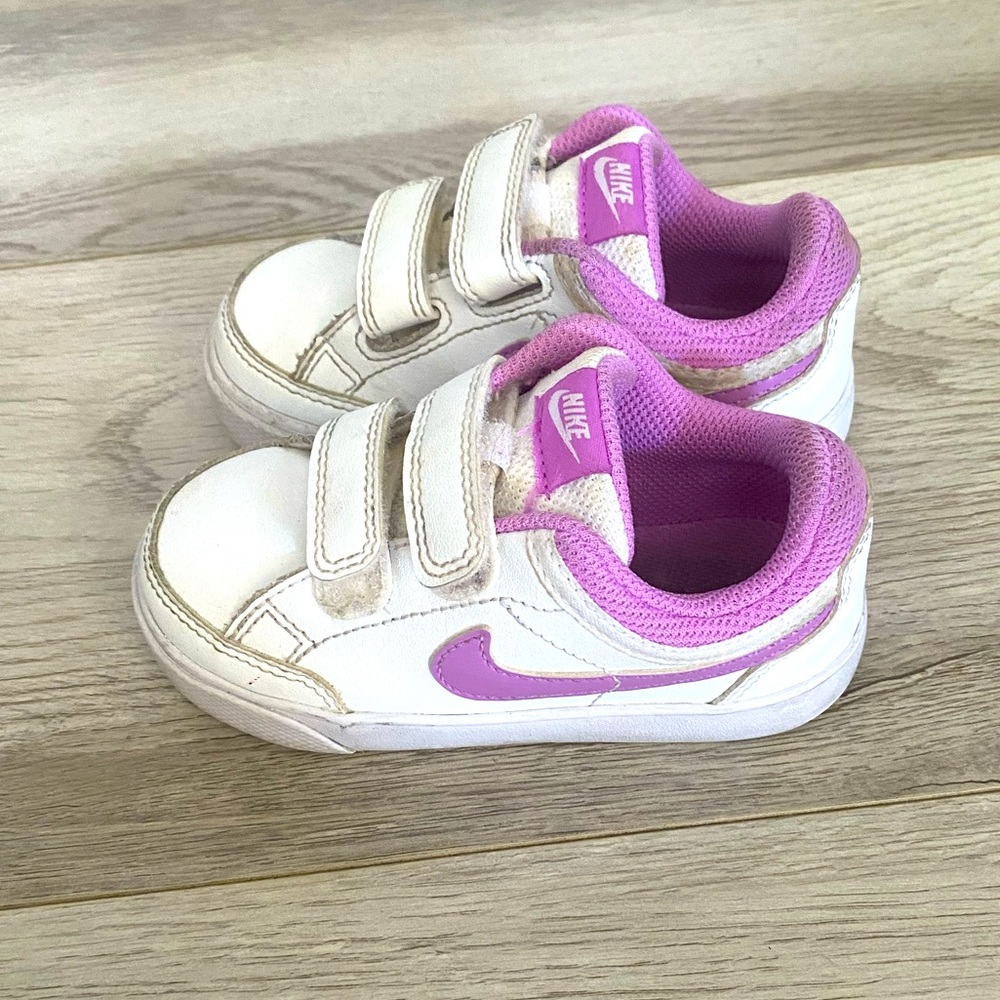 Toddler sneakers